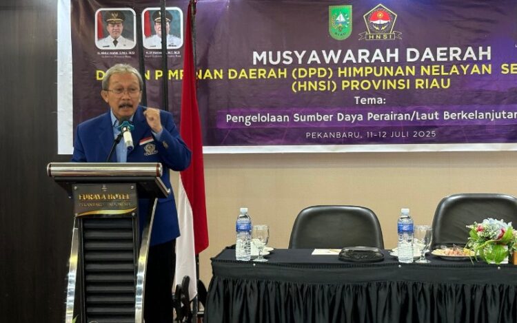 Sekretaris Jenderal DPP HNSI, Dr. Ir. Anton Leonard, SP, MM membuka Musda HNSI Riau| Foto: Dok. HNSI Provinsi Riau.